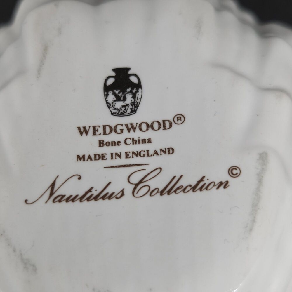 Wedgwood England Nautilus Collection White 5 3/4" Sea Shell Dish EXC - Picture 8 of 10